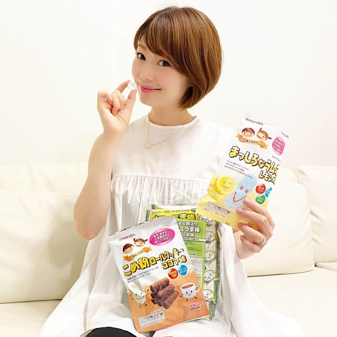のインスタグラム：「【期間限定】新商品お試しセット販売中！ . #アレルギーっ子 さん #アレルギーっ子ママ さん そして #子育てママ  さん にお知らせです🙋‍♀️✨ . 私がアンバサダーを務めさせて頂いている、みんな大好き❣️ マルタのおやつ @maruta_oyatu さんから、 期間限定（〜9/23 9:59まで）で 「新商品お試しセット」が発売中です。 もちろん！ #7大アレルゲン不使用 #香料着色料不使用 #化学調味料不使用 なので、 安心・安全なお菓子です🌟 ラムネやスナック菓子でこれは凄い😳！！！ . お試しセットの内容は… ↓ ☑︎まっしろなラムネ レモン味 ☑︎Ca&鉄入りナチュうま棒 のりしお味 ☑︎こめ粉ロールクッキー ココア味 ★28大アレルゲン不使用 ★価格：通常1,470円（税別）相当→1,000円（税別） . 気になる方は @maruta_oyatu のアカウントにてご確認ください💓 . . #マルタのおやつ #マルタのおやつアンバサダー #新商品お試しセット #てんさい糖 #特定原材料28品目不使用 #こどもおやつ #グルテンフリー #小麦アレルギー #卵アレルギー #乳製品アレルギー #食物アレルギー #アレルギー #アレルギーナビゲーター #食物アレルギー_おやつ」