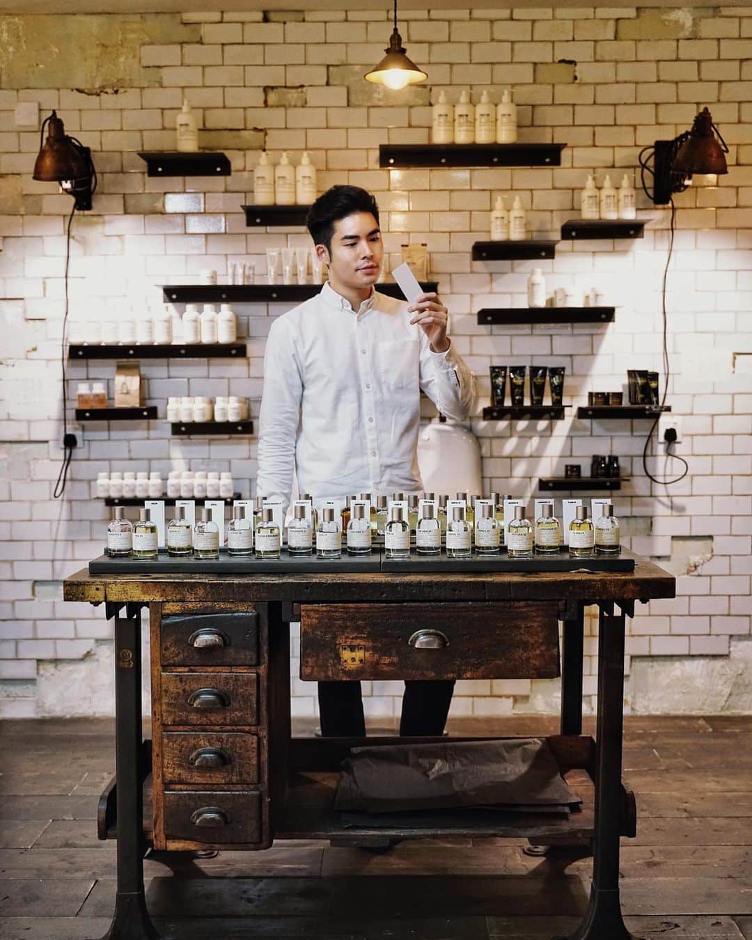 Christoffer Chengのインスタグラム：「Many of you probably know that Le Labo has a special scent exclusively created and sold in a particular series of cities all around the world. Well this September is a special time when you can actually try out and purchase the whole series from the stores 💙 I chose the new scent made for Seoul, what’s your pick? @lelabohongkong @lelabofragrances #cityexclusiveevent #lelabohongkong」