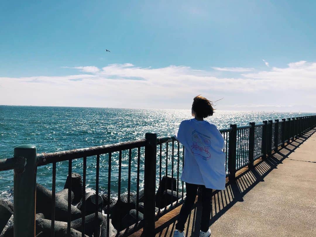 のインスタグラム：「地球ってすごいなあ🌏   #海 #空 #地球 #自然」