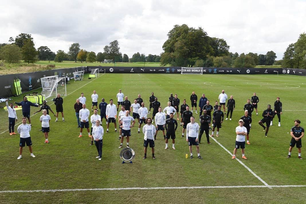 ジェームズ・ベイさんのインスタグラム写真 - (ジェームズ・ベイInstagram)「Training’s all done. Now it’s time for the big game! Make sure you tune in to @socceraid for @unicef tonight from 6.30pm on @itv and @wearestv1 ! Please donate if you can! It’s an absolute pleasure to be a part of this game for such an important cause x」9月6日 21時40分 - jamesbaymusic