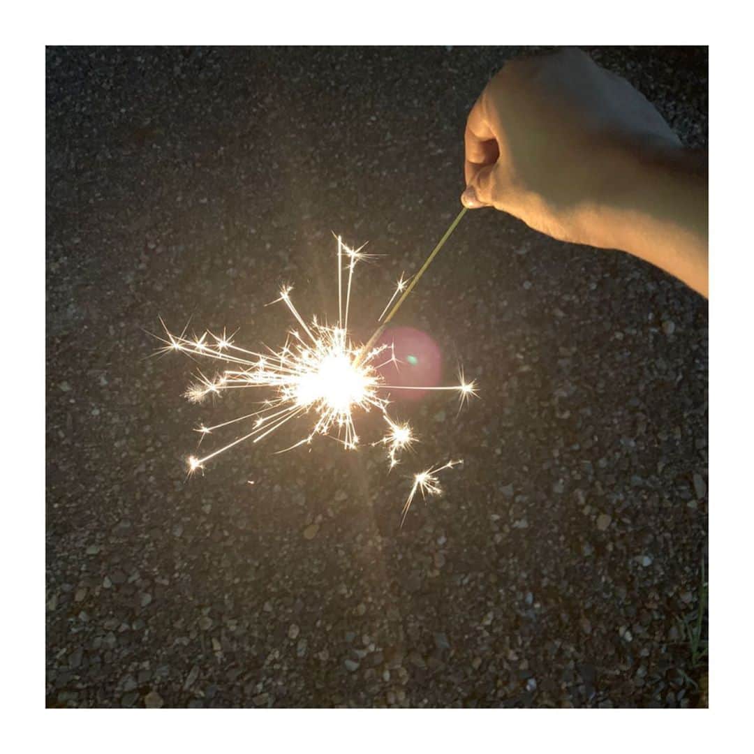 のインスタグラム：「. 線香花火が落ちるまで . #endofsummer」