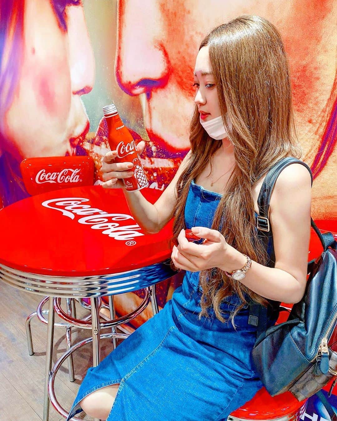 のインスタグラム：「❤️🥤❤️🥤❤️🥤❤️. * #cocacola …🌈💕✨. 美味しいよねっっ🤥💓. * 九州地方の方大丈夫かな？？. 私も親戚が奄美大島・鹿児島に. いるので心配です…. #gravure #cola #drink #travel #instatravel #travelphotography #japan #odaiba #follow #followｍe #me #ootd #miia #コーラ #コカコーラ #グラビア #松本ゆん #좋아요 #팔로우 #팔로미 #오오티디 #데일리패션 #셀카 #셀스타그램 #얼스타그램 #여행스타그램 #여행 #お台場」