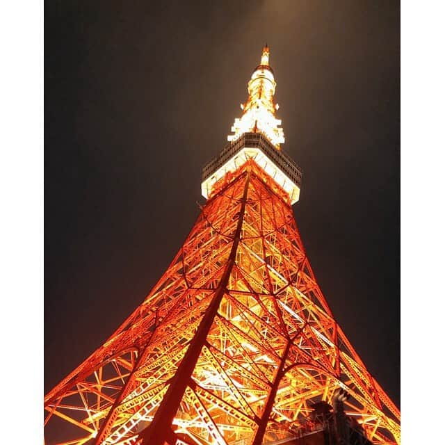 森香穂さんのインスタグラム写真 - (森香穂Instagram)「東京タワー皆さん登ったことありますか？私はまだない(><)いつか登りたいなぁ！！！⭐  #東京タワー」9月6日 22時04分 - kaho_mori0601