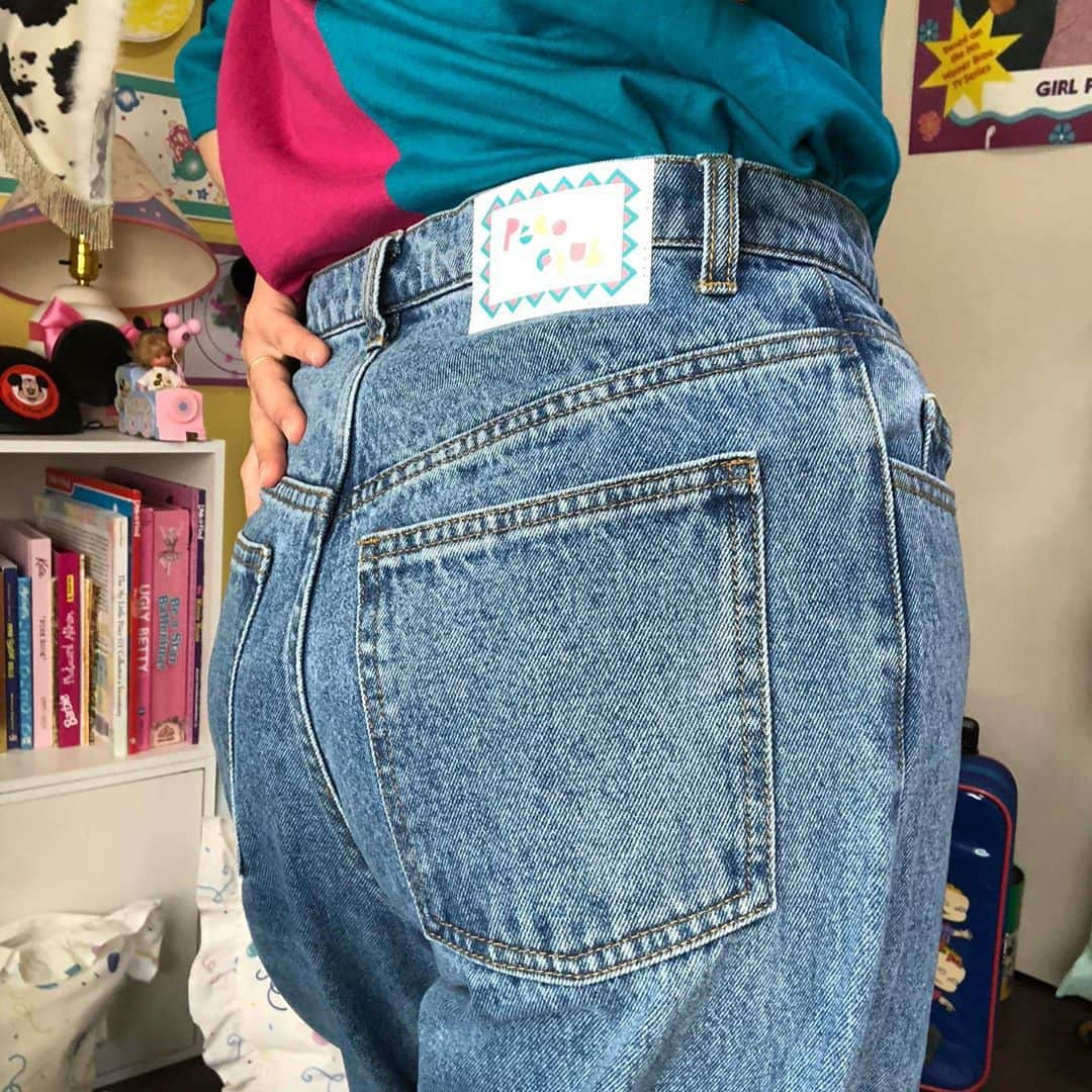 オクヒラテツコ（ぺこ）さんのインスタグラム写真 - (オクヒラテツコ（ぺこ）Instagram)「New @pecoclub denim pants👖 暑くてハーフパンツしかはけなかったこの夏やけど、今月発売のデニムはじめて今日はいてみたら、かわいすぎてかわいすぎて暑さも忘れそうやった！うふふ！」9月6日 21時57分 - pecotecooo