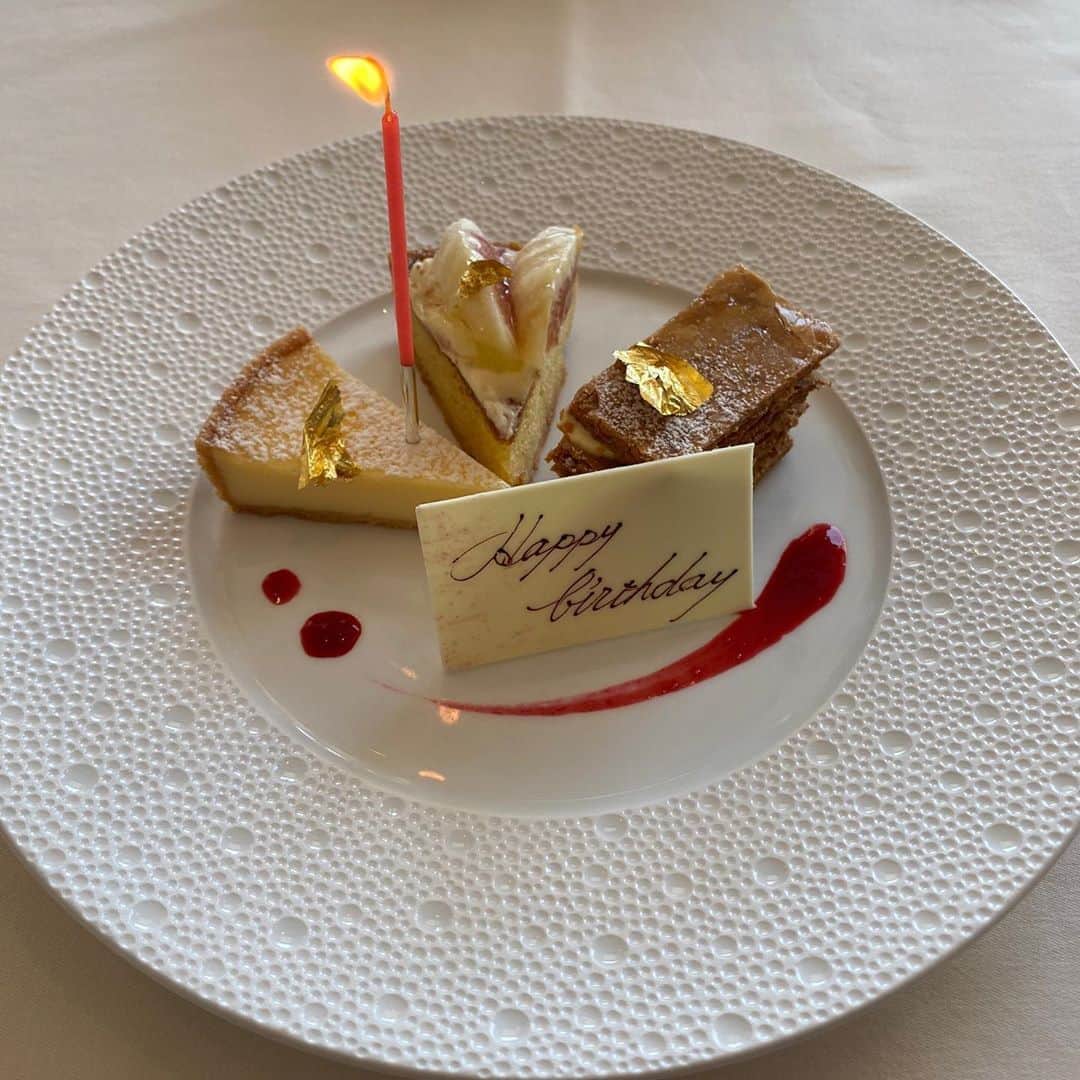 野島樺乃のインスタグラム：「これからもよろしくお願いします🥂」