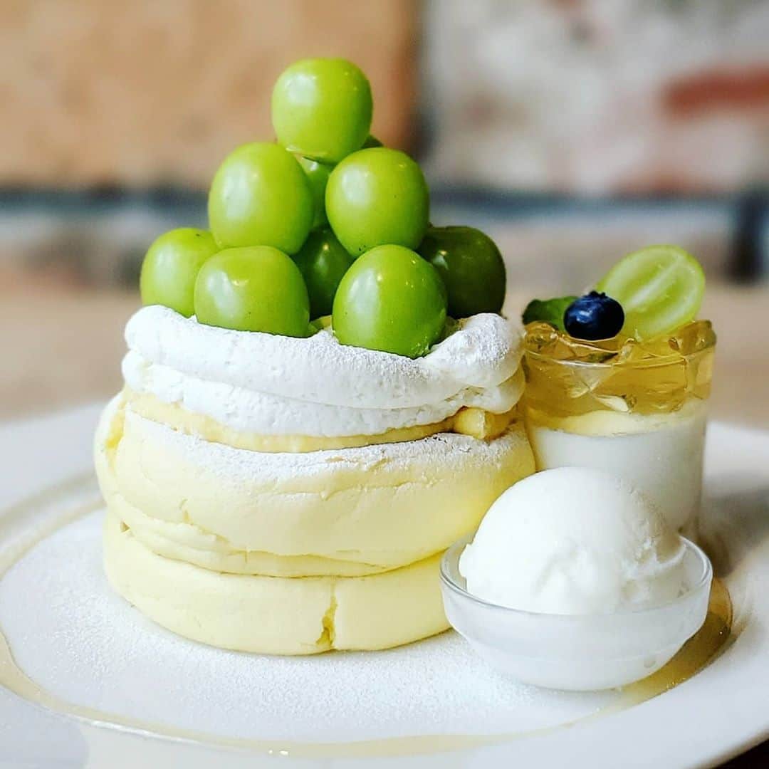 ミスター黒猫（黒猫仙人）のグルメインスタ