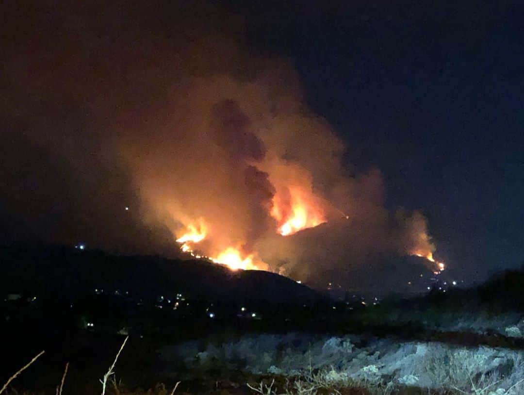 Brent Ehrlerさんのインスタグラム写真 - (Brent EhrlerInstagram)「Another SoCal fire 🙏🙏 This one spread very fast. Good luck tonight and prayers to all.」9月6日 13時27分 - brentehrlerfishing