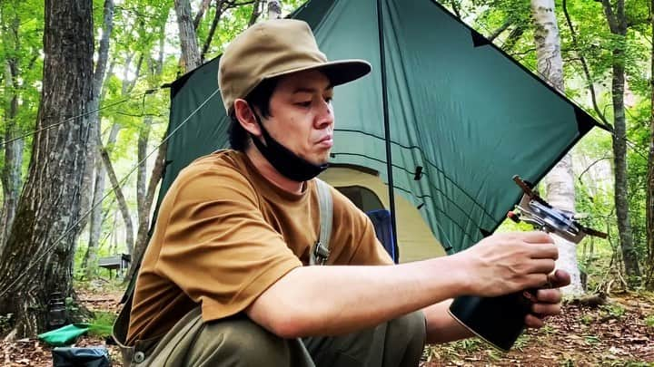 江崎峰史のインスタグラム：「YouTubeえざキングダムにて、ソロキャンプ第5弾あげてます！ 詳しくは YouTube 『えざキング』にて！  #とろサーモン村田 #ムラTUBE #天津木村 #てんきむちゃんねる #ゆったり感江崎 #えざキングダム #ゆるキャン #キャンプ #ソロキャンプ #富士山 #グルメ好きな人と繋がりたい  #アウトドア #ドライブ #ブッシュクラフト」