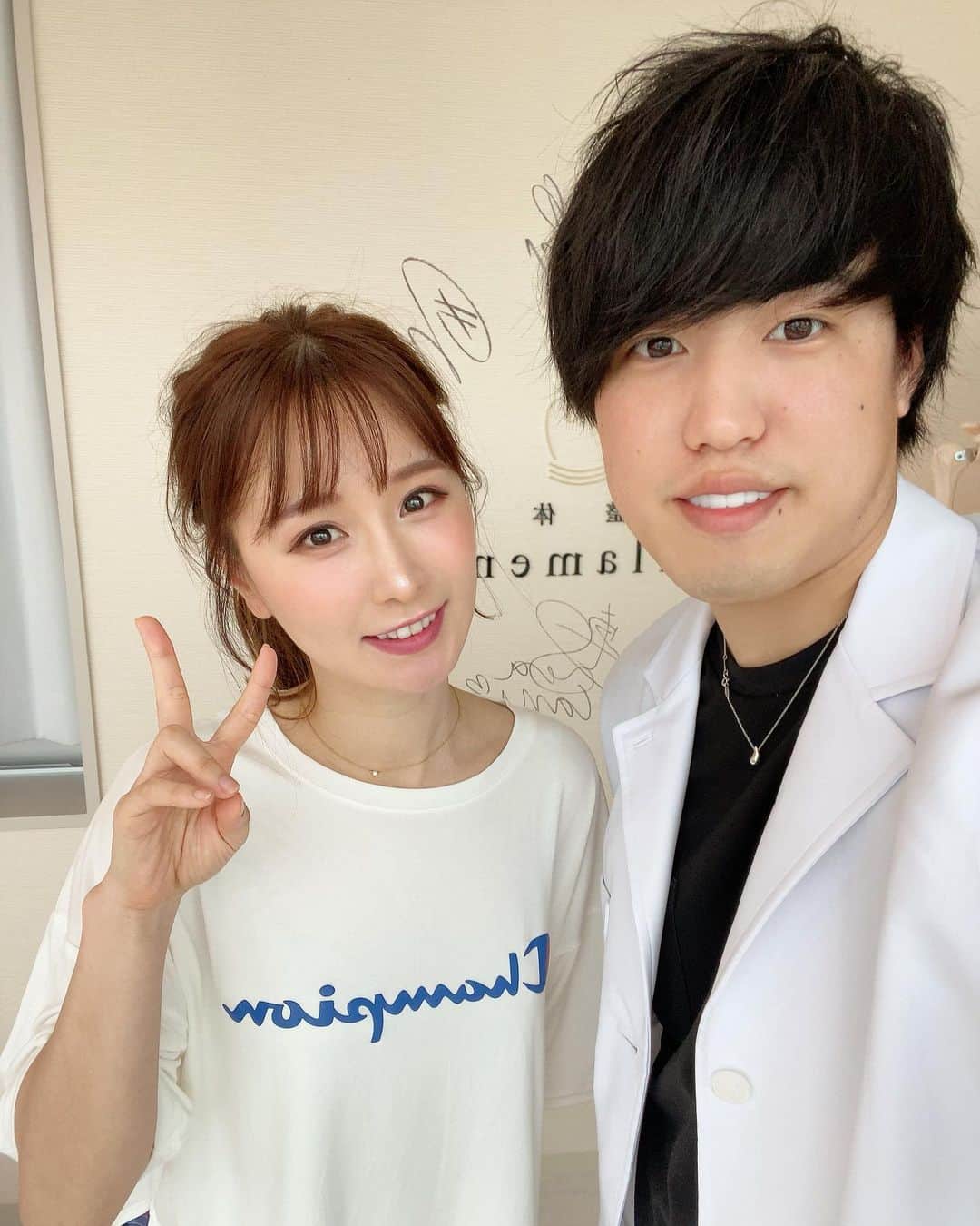 美容整体師川島さん。のインスタグラム：「ビューティジャパン2019 ファイナリストのサラさん👨‍⚕️ @sarra31247  . #整体Filament #整体 #小顔矯正 #美容」