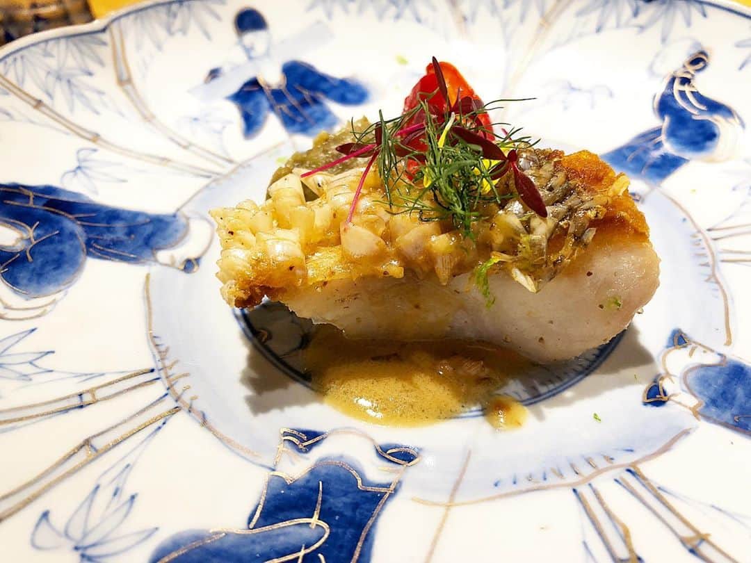 乾雅人さんのインスタグラム写真 - (乾雅人Instagram)「KOTARO Hasegawa  DOWNTOWN CUISINE@新御徒町 二度目の訪問。食材のパワーをこれでもかと引き出す長谷川シェフ。華美とは違う、シンプルかつダイナミックな料理の連続、一皿ごとの発見、凄いな。 ありがとうございました。 @sensetsaveur2002」9月6日 14時34分 - inuimasato
