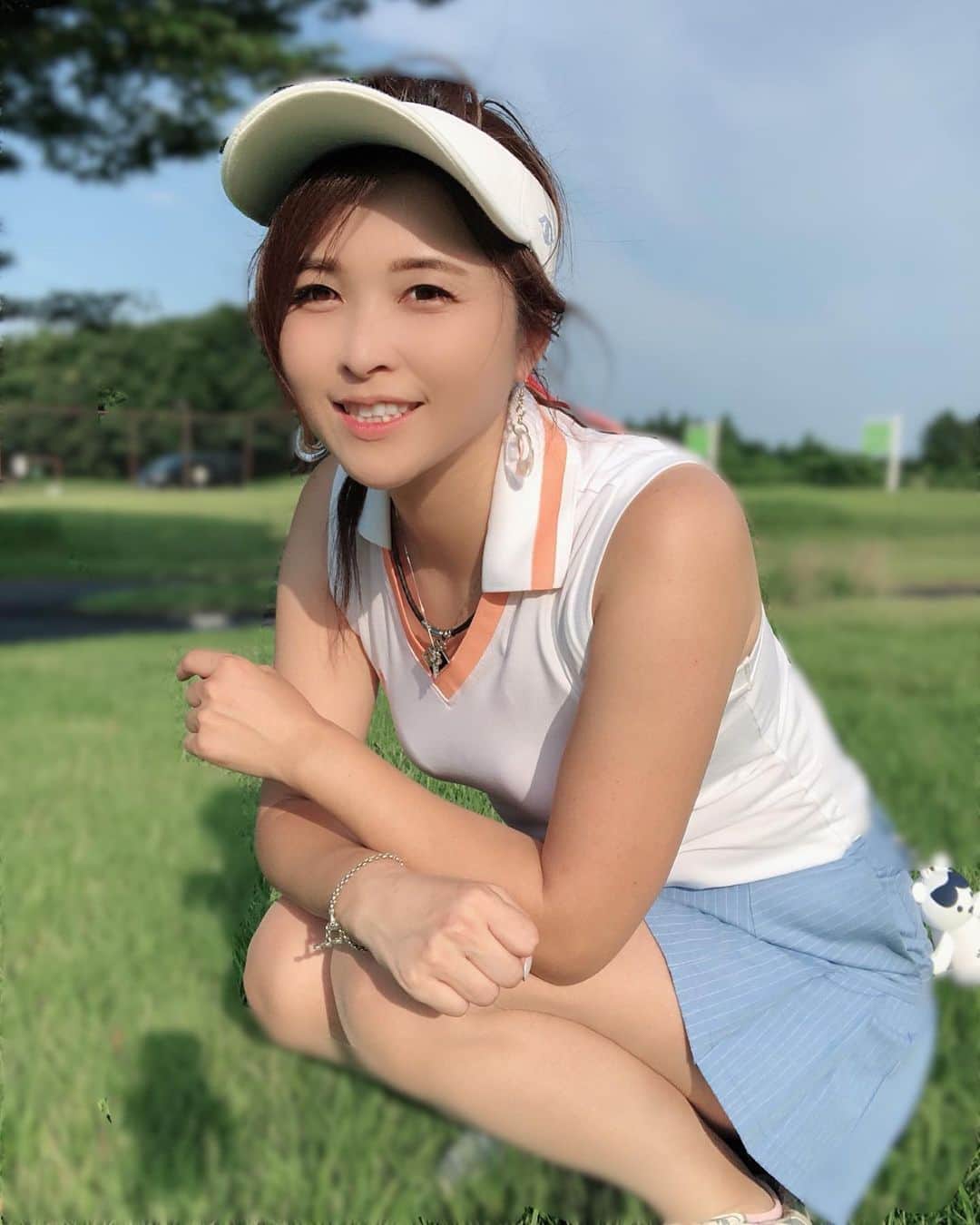 のインスタグラム：「♥︎︎∗︎*ﾟ ラウンド終わると 髪の毛ボサボサになりがち😂 ． みんなどーしてるんだろ？ ． ． #ゴルフ #golf  #高尔夫 #골프#ゴルフ女子 #golfgirl #골프여자 #女子ゴルフ #golstagram#instagolf  #インスタゴルフ #golfstagram #インスタゴルフ #golflove #ゴルフ大好き #ゴルフ最高 #ゴルフ上手くなりたい #みかゴルフ #mikagolf」