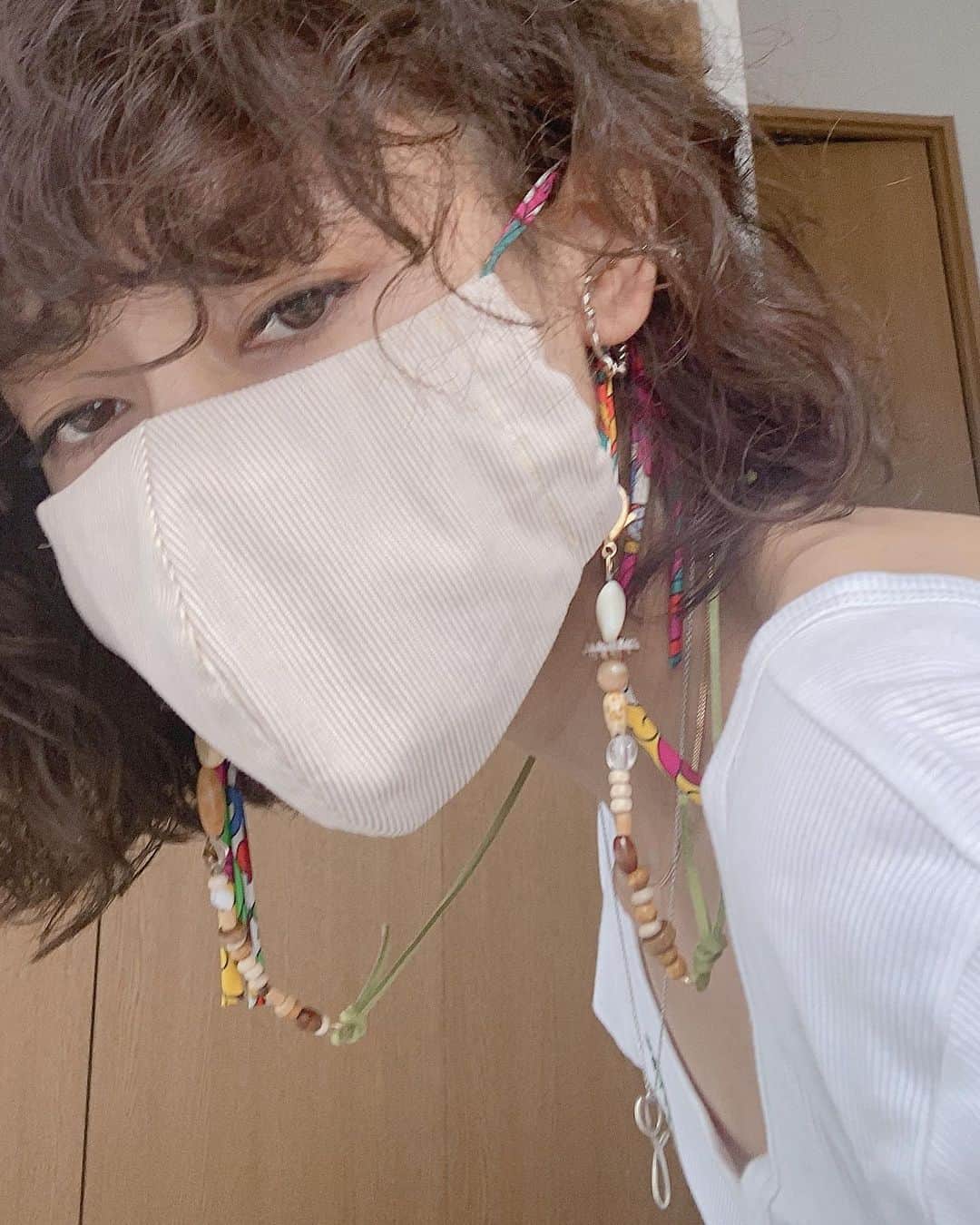 生野優子のインスタグラム：「Fauvisme je t'aime🖤 #quarantinelife」