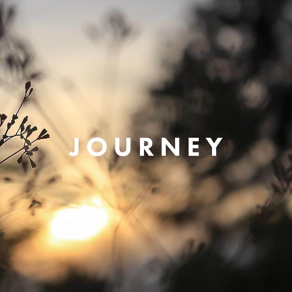 ブリーのインスタグラム：「journey /ˈdʒəːni/ noun; an act of travelling from one place to another. . . . #50yearsofbree #anniversary #lifeisajourney #breesince1970 #madetomakeadifference #breevolution #handbags #leatherbags #purequality #purefashion #sustainablefashion」