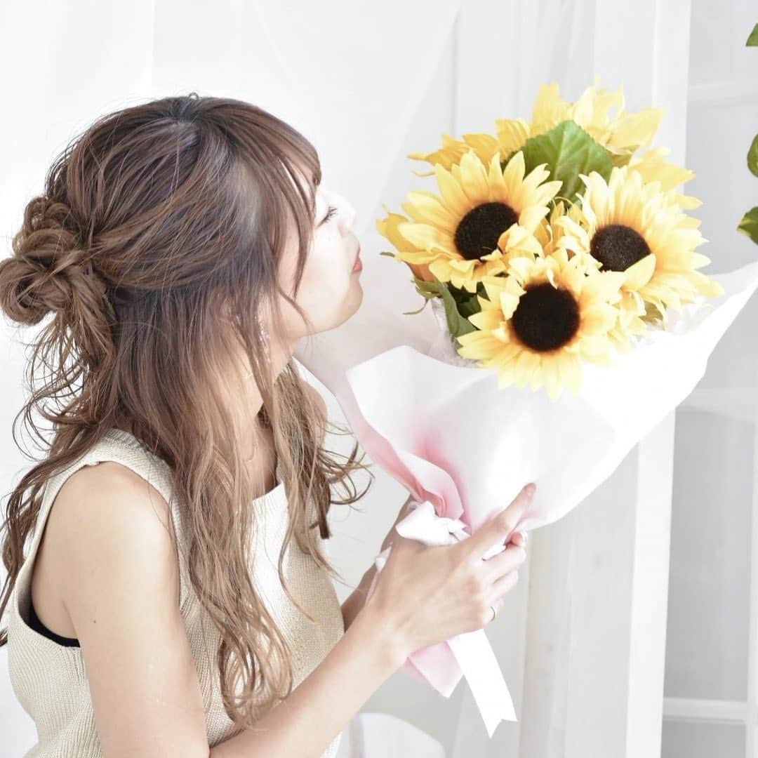 のインスタグラム：「_ 待ち構えていても 歪んでく 乾いてく 急がなくちゃ  キスだけで feat.あいみょん/菅田将暉」