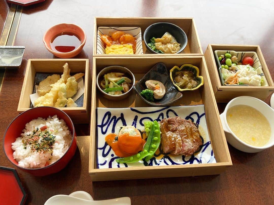 キャンヒロユキのグルメインスタ