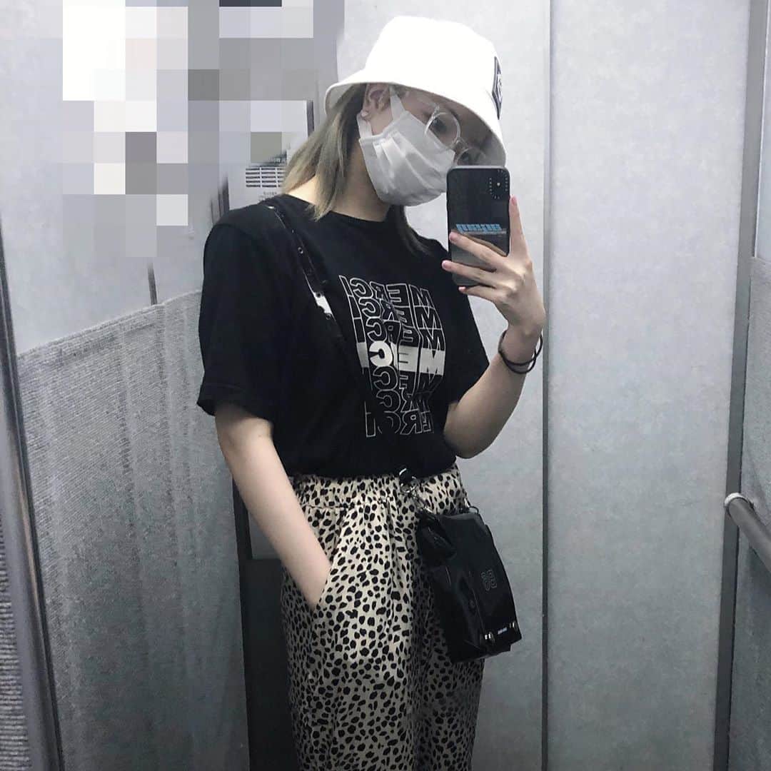 相笠萌さんのインスタグラム写真 - (相笠萌Instagram)「いつかの私服 柄悪、、」9月6日 17時46分 - aigasa_moe
