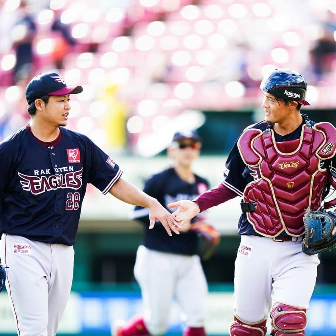 東北楽天ゴールデンイーグルスさんのインスタグラム写真 - (東北楽天ゴールデンイーグルスInstagram)「⚾️ ⚾️E 6-9 B⚾ 序盤から点の取り合いとなった熱戦は 終盤に突き放され3連勝とはならず。 初回にルーキーの黒川選手がプロ初ヒット‼️ しかもチャンスで貴重な追加点となるタイムリー✨✨ スタメン復帰の島内選手は6号ソロを含む猛打賞💪🏼💪🏼 投げては青山選手、酒居選手、寺岡選手が1回無失点💯 来週は引き続きホームで6連戦‼️🏟✨ #rakuteneagles #NOWorNEVERいまこそ #日本一の東北へ  #黒川史陽  #青山浩二 #島内宏明 #酒居知史  #下妻貴寛  #写真もイープレで  #伊達の勝色」9月6日 18時05分 - rakuten_eagles