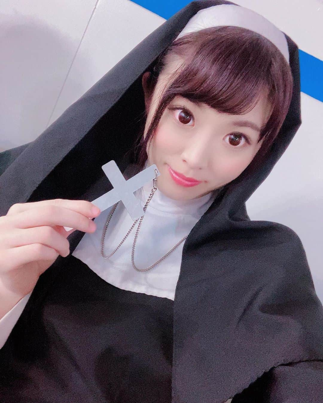 黒崎みかさんのインスタグラム写真 - (黒崎みかInstagram)「シスター✞✟( *˙0˙*)۶   #黒崎みか #アダルト女優 #セクシー女優 #カプセルエージェンシー #所属 #エロ #スレンダー #長身長 #モデル #グラビア #女優 #スタイル #維持 #いいね #Love  #中国 #台湾 #风格 #成年女演员 #Adultactress #av #КуросакиМика #KurosakiMika #구로미카 #黑崎美嘉 #撮影 #FANZA #コスプレ#シスター#スチール撮影」9月6日 18時19分 - niconico_mikachan