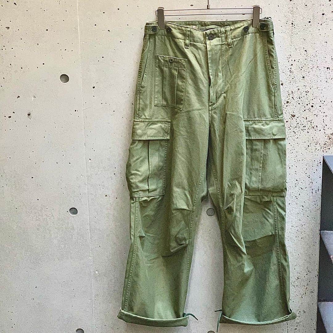 のインスタグラム：「BEAMS PLUS STYLE ＜NIGEL CABOURN＞  #beams #beamsplus #beamsplusharajuku #harajuku #tokyo #militarypants #cargopants #mensfashion #mensstyle #menswear #keepfashionalive」