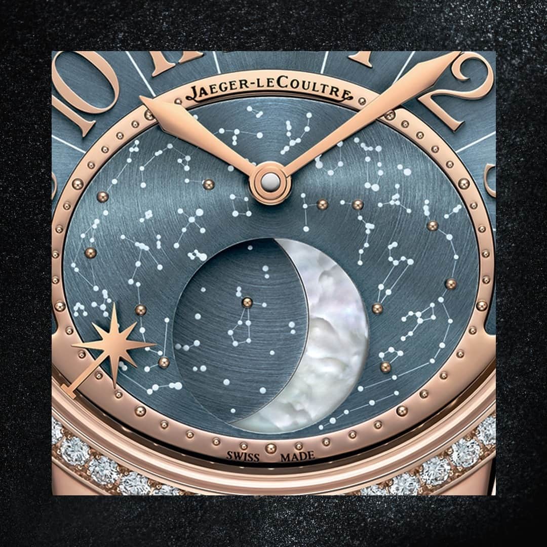 のインスタグラム：「A golden star.  #RendezVous _ A shooting star breaks away from the dial and sets the time of a future rendezvous. Inconspicuous and mischievous, this shining star reminds of the name of the watch.  _ Rendez-Vous Moon Serenity _ #JaegerLeCoultre #积家 #HomeofFineWatchmaking #RendezVous #Femininity #Style #Jewellery #Style #Diamond #Sky #Moon #SavoirFaire #Design #ValleeDeJoux #Craftsmanship #Watchmaking #SwissWatch」