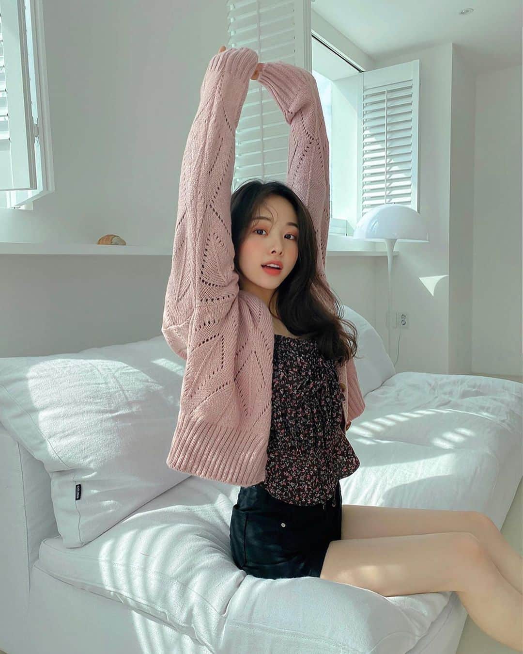 Chuuのインスタグラム：「9.7일 리뉴얼 이벤트와 함께 만나요✨」