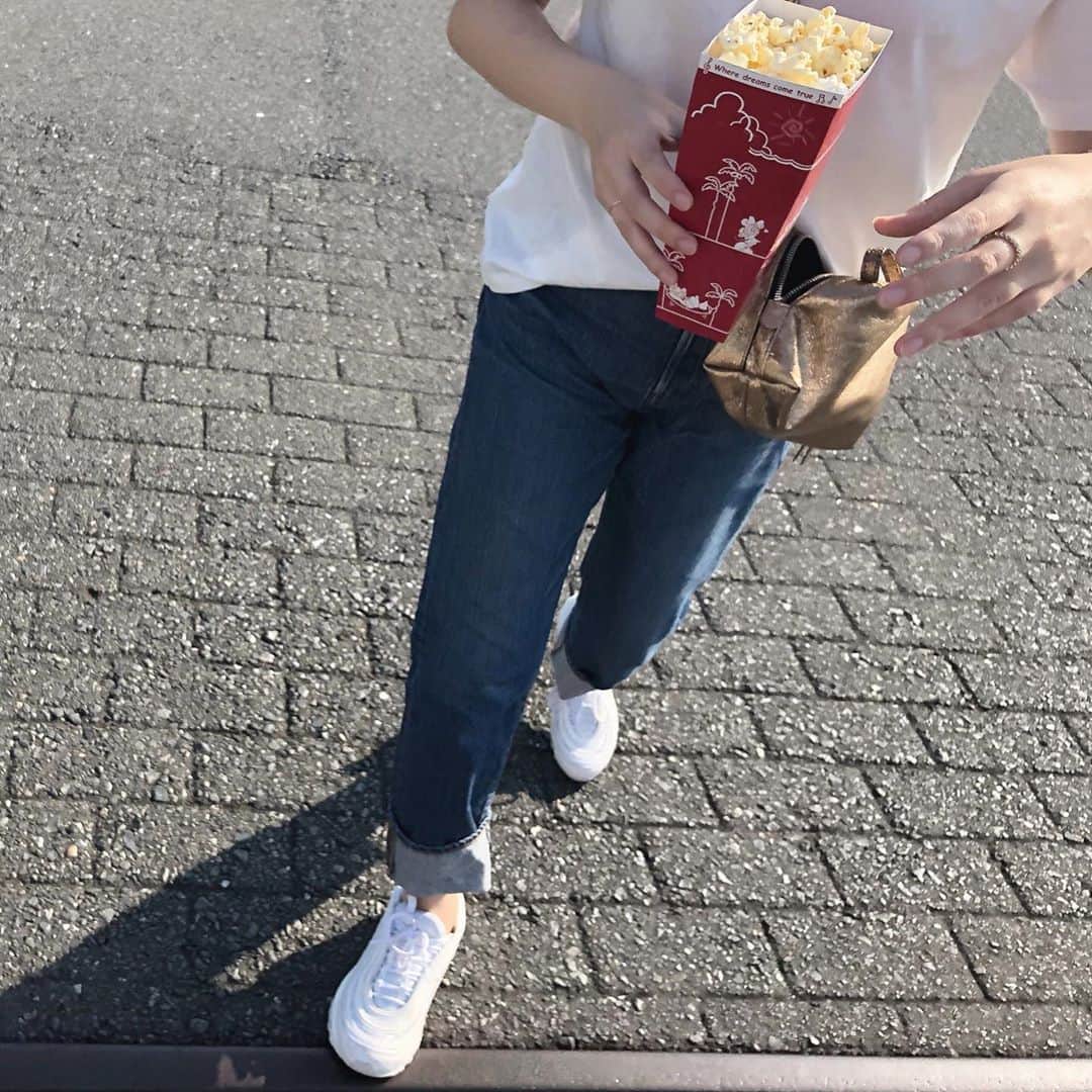 渡辺くるみのインスタグラム：「#白tとデニム」