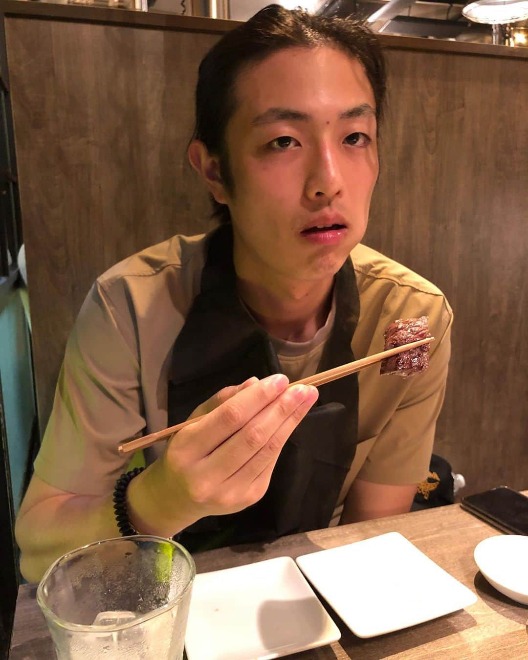 時任勇気さんのインスタグラム写真 - (時任勇気Instagram)「たまにはお食事の写真を🥩 どれだけ美味しかったかの3コマ写真  Expressing how good the food was #うしごろ #ushigoro #ushigorobambina #ushigorokan」9月6日 20時45分 - tokito_yuki