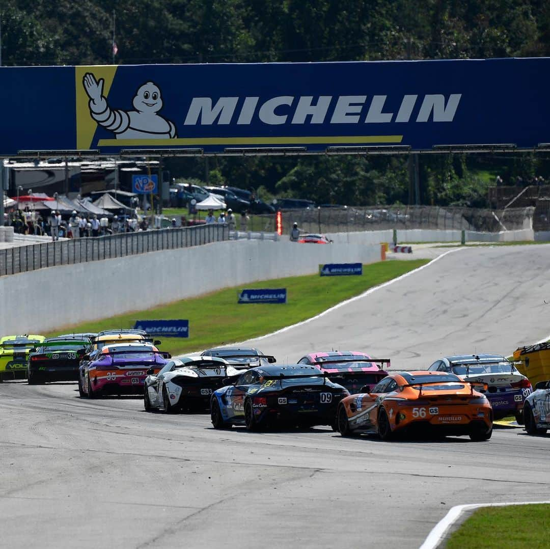 ミシュランさんのインスタグラム写真 - (ミシュランInstagram)「The #MichelinEnduranceWeekend is complete at our home track! Sunday’s @imsa_racing Michelin Pilot Challenge race capped off 10 great hours of endurance racing, learning and developing our tires. A total of 10 different automotive brands scored podium finishes with Michelin this weekend. #IMSA #TireRackGrandPrix #IMPC #VPStayFrosty240」9月7日 7時13分 - michelinusa