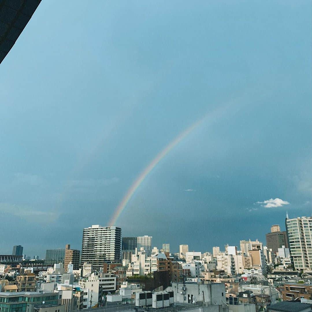 松本瞳のインスタグラム：「. 少し前だけど、、くっきり見えたね😊🌈」