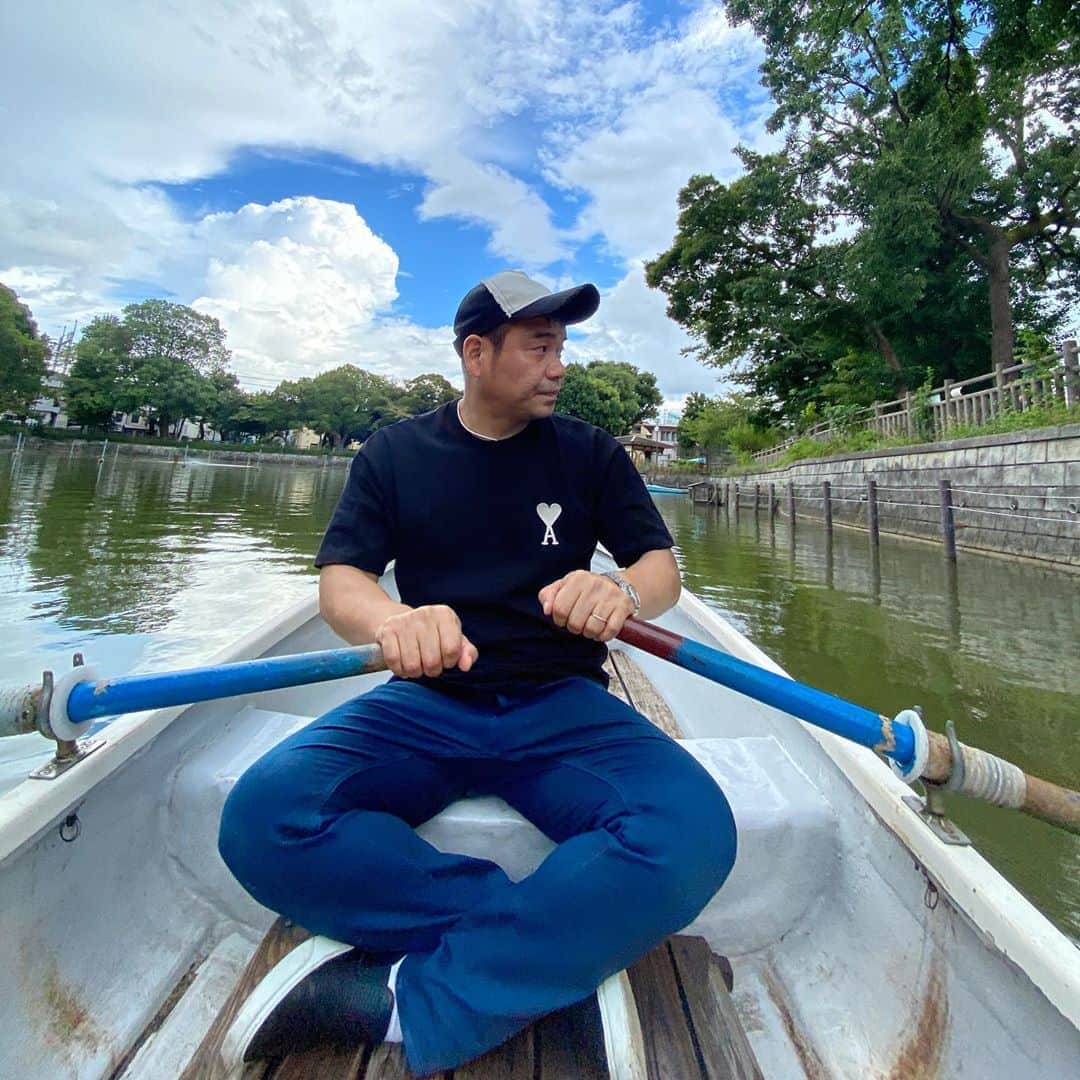 山本栄治さんのインスタグラム写真 - (山本栄治Instagram)「遠い所  行かれへんから  池の中を何周も何周もしてみた👍  良い筋トレになった😬」9月6日 22時57分 - eiji7115
