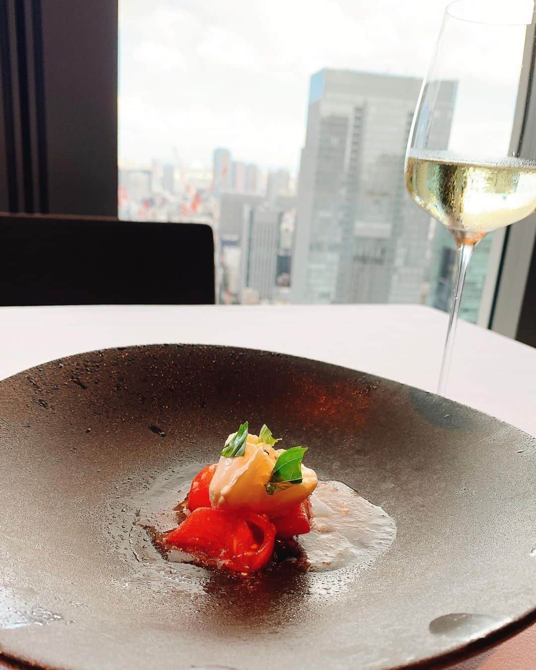 日高大地さんのインスタグラム写真 - (日高大地Instagram)「BDランチはリストランテ・HIRO ﻿🇮🇹 丸の内店は初訪問でしたが、どのお店もパスタが本当に美味しい😋‼️﻿ ﻿」9月6日 23時32分 - yoko92hidaka