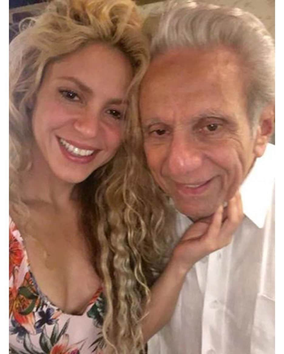 シャキーラさんのインスタグラム写真 - (シャキーラInstagram)「Feliz cumple papito lindo!!!❤️」9月6日 23時27分 - shakira