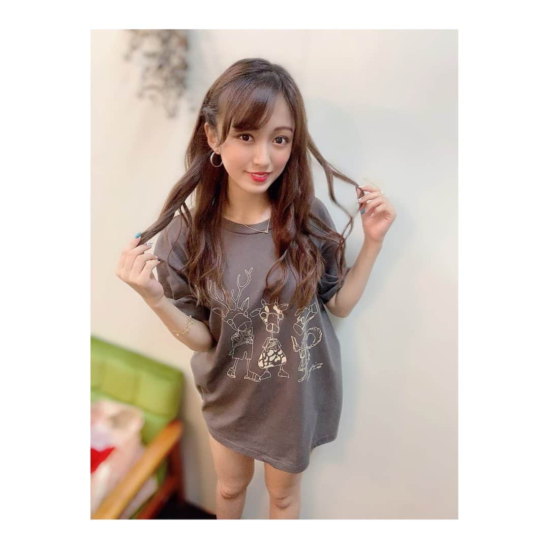 三田萌日香さんのインスタグラム写真 - (三田萌日香Instagram)「じんたんのTシャツかわいかった💚」9月6日 23時47分 - _m_m_monika