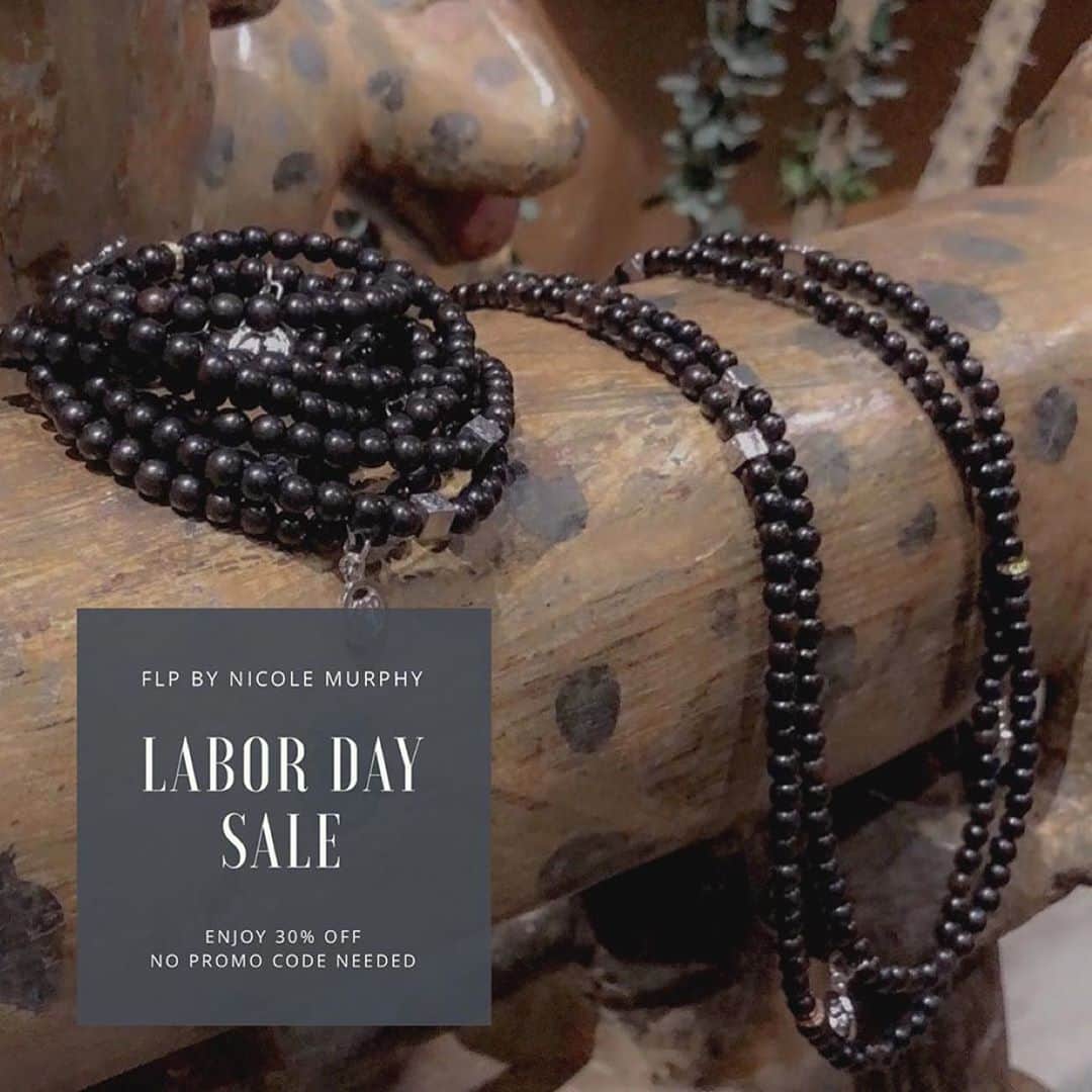 のインスタグラム：「Repost from @flpbynicolemurphy • Shop with FLP!! Labor Day Sale - 30% off SITEWIDE💫 ▫️Sale started  ▫️Ends Monday 9.07.20 @ 11:59pm ▫️NO Promo Code Needed ▫️Excludes Gift Cards ▫️Link in bio above ⬆️  #womensjewelry #mensjewelry #flpbynicolemurphy #nicolemurphy #handmadejewelry #goldline #shopinla #customjewelry www.flpbynicolemurphy.net」