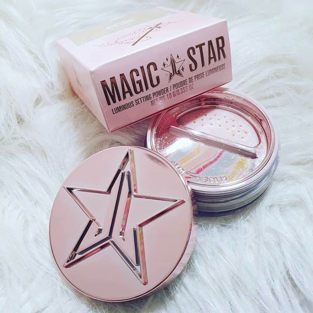 Jeffree Star Cosmeticsさんのインスタグラム写真 - (Jeffree Star CosmeticsInstagram)「Leave your skin snatched & radiant with our Magic Star Luminous setting powder 🌟 Available in 9 stunning shades 💕 Photo by: @jennyshighlights ✨ #jeffreestarcosmetics」9月7日 0時11分 - jeffreestarcosmetics