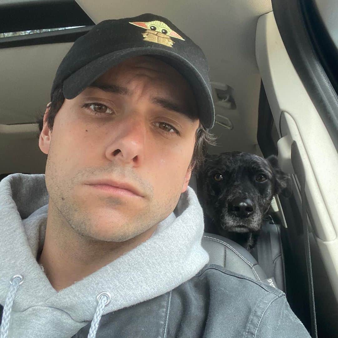 ジャック・ファライーのインスタグラム：「Your reminder that today is the last day I’m on @cameo for @selahnhc 🎉」