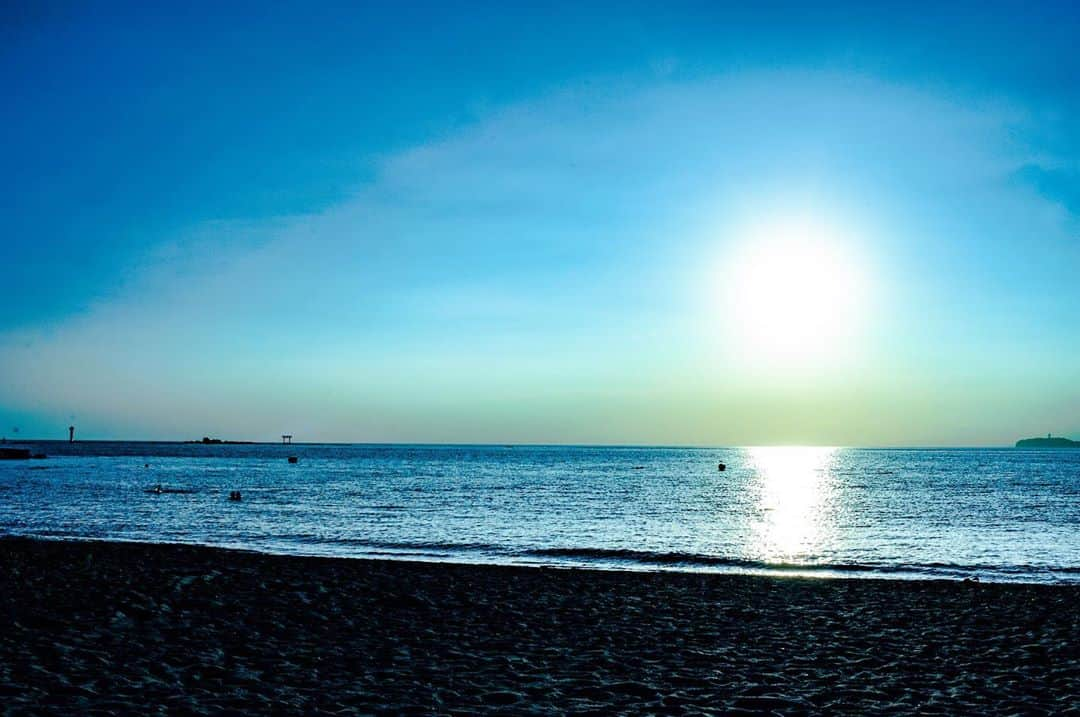 有田清幸さんのインスタグラム写真 - (有田清幸Instagram)「Sea #shootoftheday   #photo #photolife #shootlife #nikond700 #carlzeiss  #distagon35mm #instagram #instagramjapan #picture_to_keep #master_gallery #beautifuldestinations #theweekoninstagram #instagramers #awesomepix #bestjapanpics #visualambassadors」9月7日 1時34分 - drumcivilian