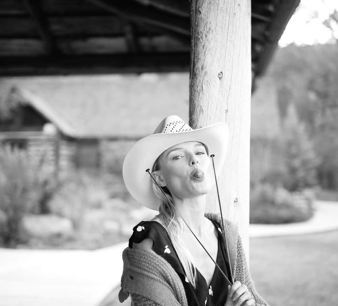 ケイト・ボスワースさんのインスタグラム写真 - (ケイト・ボスワースInstagram)「Cowboy Kate (& other stories) by my love xx」9月7日 1時44分 - katebosworth