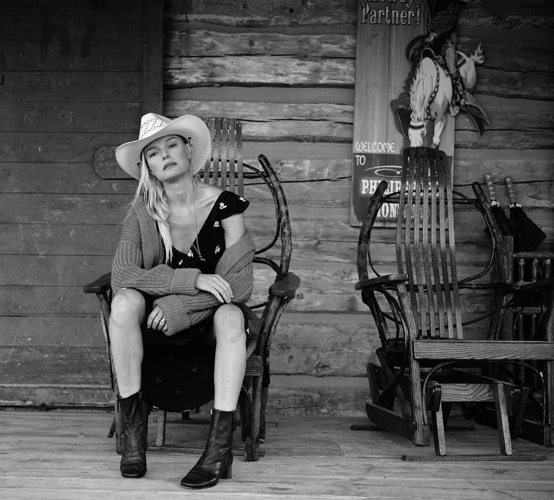 ケイト・ボスワースさんのインスタグラム写真 - (ケイト・ボスワースInstagram)「Cowboy Kate (& other stories) by my love xx」9月7日 1時44分 - katebosworth