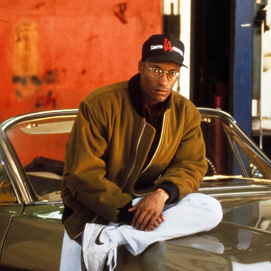 ジーエルシーオーのインスタグラム：「Taking a trip back to 90's LA with John Singleton, Award-Winning Director of Boyz n the Hood. Link in bio.」