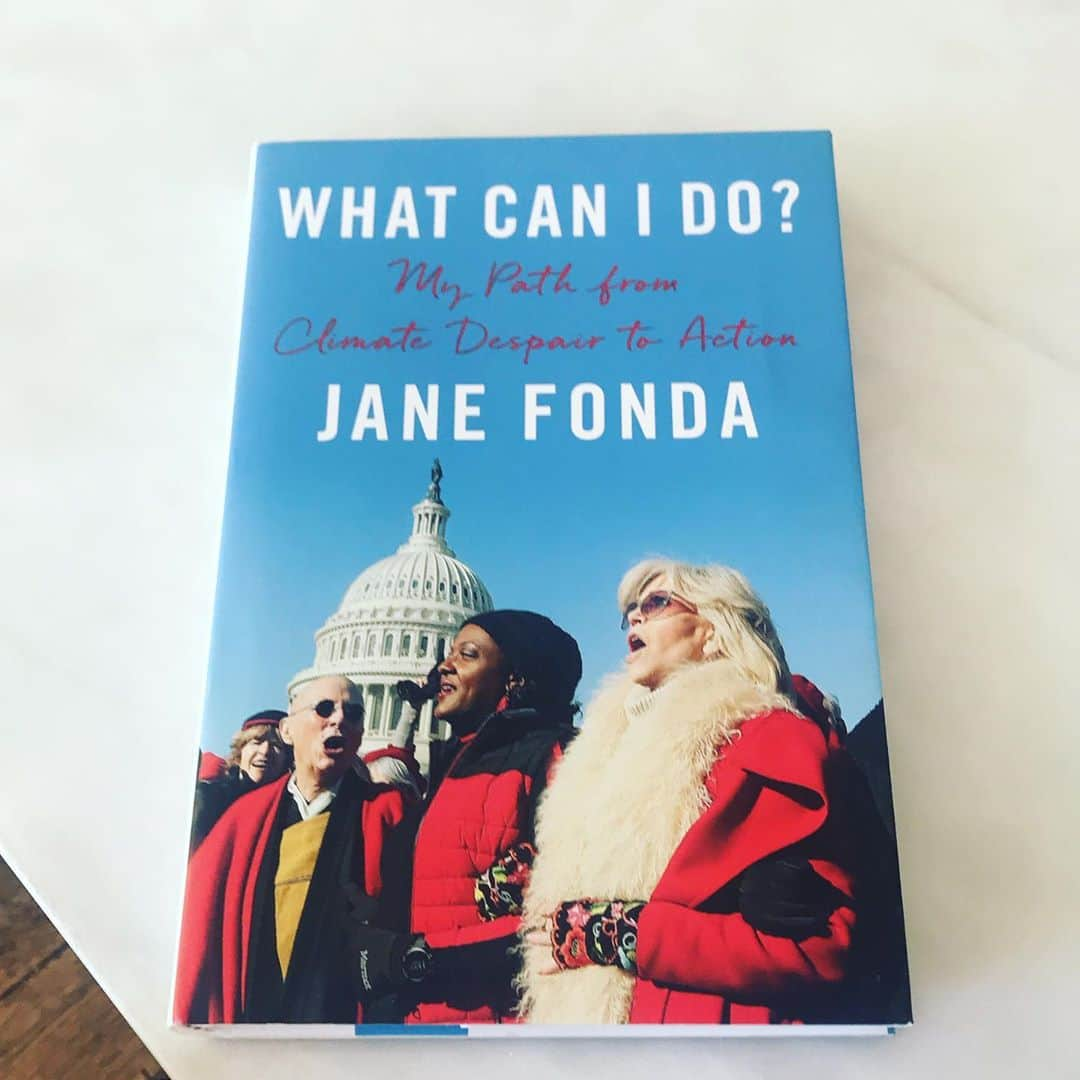 ジューン・ダイアン・ラファエルのインスタグラム：「This is what I’m up to this weekend. Purchase it ASAP to learn about what YOU can do. Thank you @janefonda for this and for all of your work all of the time. All proceeds go to @greenpeaceusa pre-order with link in bio」