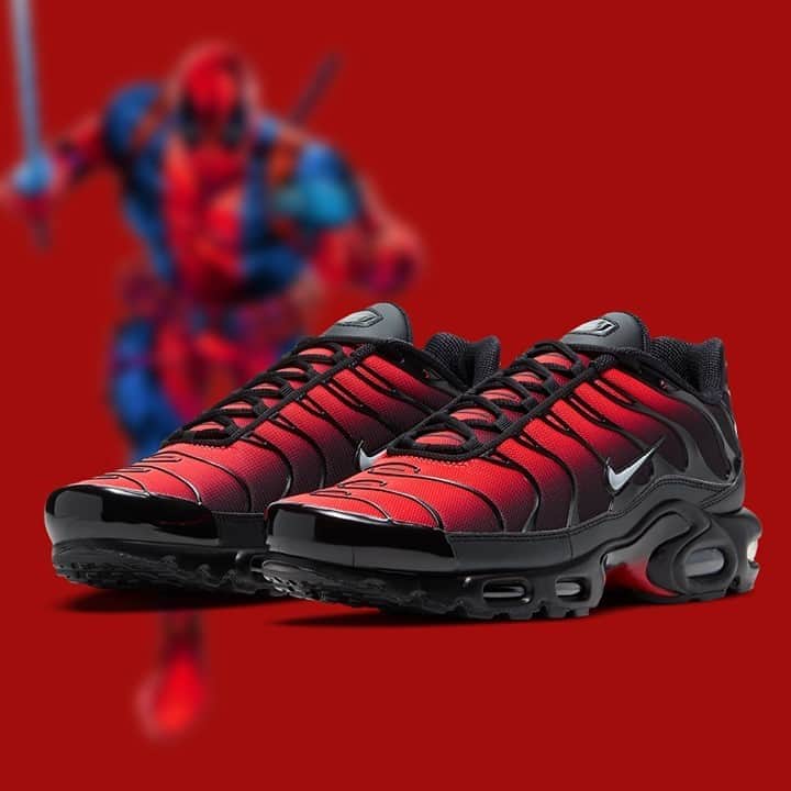 Sneaker Newsさんのインスタグラム写真 - (Sneaker NewsInstagram)「A sharp red/black gradient appears on the Nike Air Max Plus, one that has quickly adopted a "Deadpool" nickname (no affiliation, though). Hit the link in our bio for a closer look.」9月7日 3時01分 - sneakernews