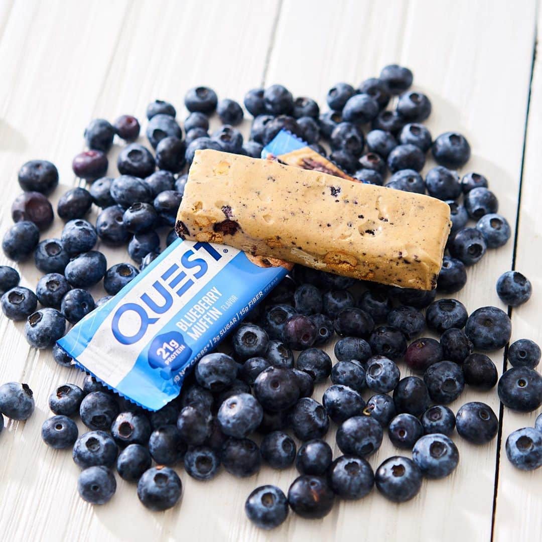 questnutritionさんのインスタグラム写真 - (questnutritionInstagram)「BLUEBERRY MUFFIN BDAY GIVEAWAY! 🥳💙 This indulgent flavor turns FOUR (4) years old today & we’re celebrating! 🎉🙌 • TWENTY (20) WINNERS will win a box! TO ENTER, see the steps below: • 1️⃣. LIKE this post. 2️⃣. FOLLOW @questnutrition. (We check 🧐) 3️⃣. TAG YOUR FRIENDS who’d you share with.👇 (You can tag multiple friends. ONE FRIEND ONLY TAGGED PER COMMENT. The more people you tag = higher chance of winning. So tag as many of those special people away! 🎉) • Winners will be announced on 9/11/20 in the comments. U.S. winners only. Must be 18+ or older to win. Each winner will each win one Box of 12 Blueberry Muffin Quest Bars. Contest is not affiliated with Instagram. Good luck! #OnaQuest #QuestNutrition #QuestBars #QuestBar」9月7日 3時30分 - questnutrition