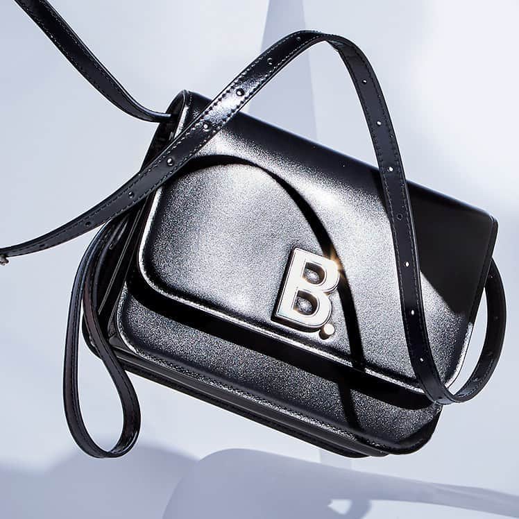 GILTのインスタグラム：「When they ask, tell them B is for #Balenciaga. Tap the link in bio to shop.」