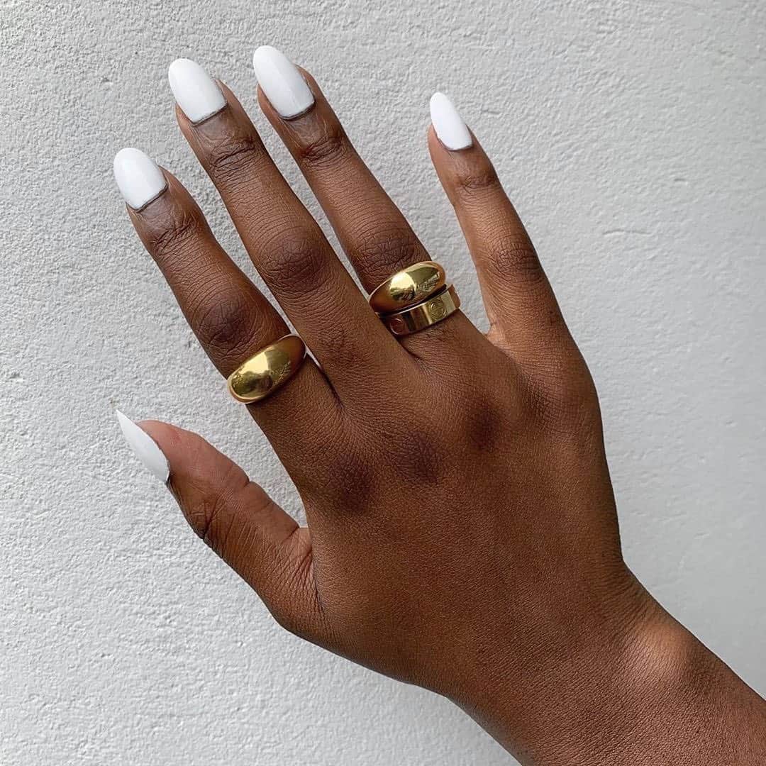 OPIさんのインスタグラム写真 - (OPIInstagram)「When in doubt, go for classic #whitenails💅 @yourstrulyyinka Shade: #AlpineSnow  #OPIObsessed #ColorIsTheAnswer #NOTD #NailSwag #NailsOfInstagram #NailsOnFleek #NailPolish #Nails #OPI」9月7日 4時44分 - opi