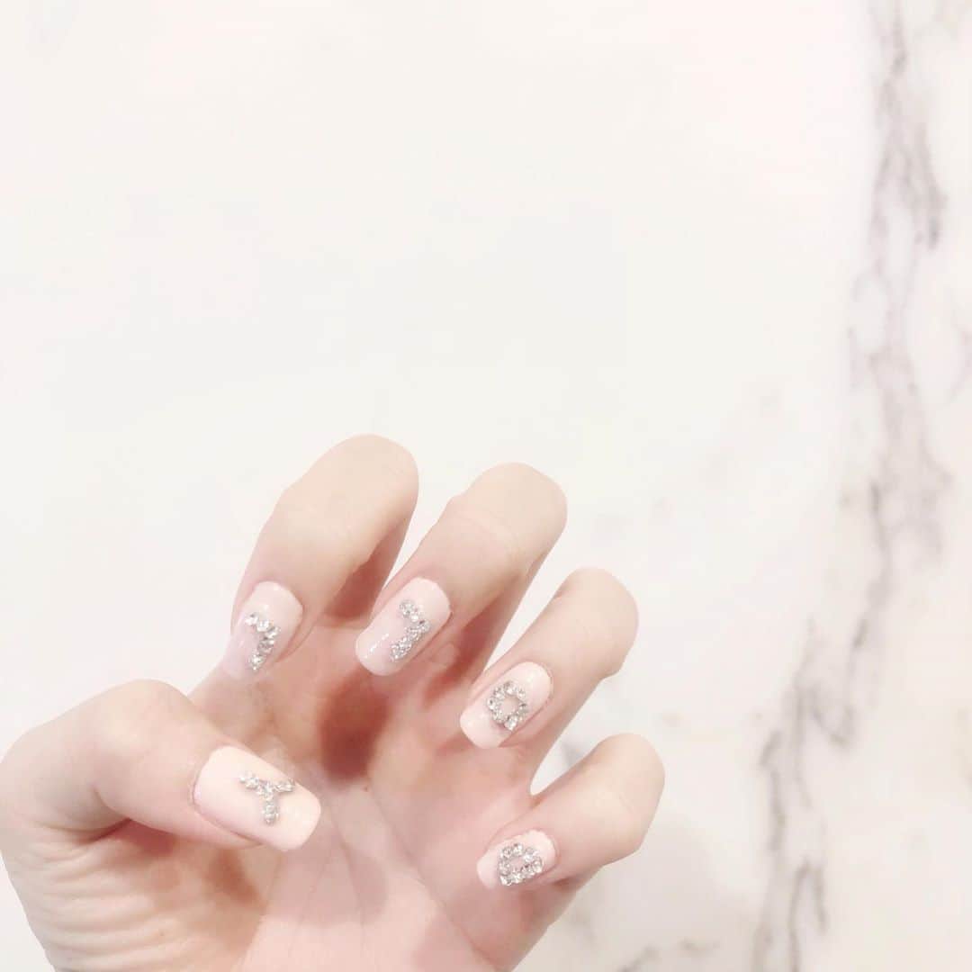 胡桃兎愛のインスタグラム：「DOLLY💅🏻💅🏻💅🏻 #kuruminonail #selfnail」