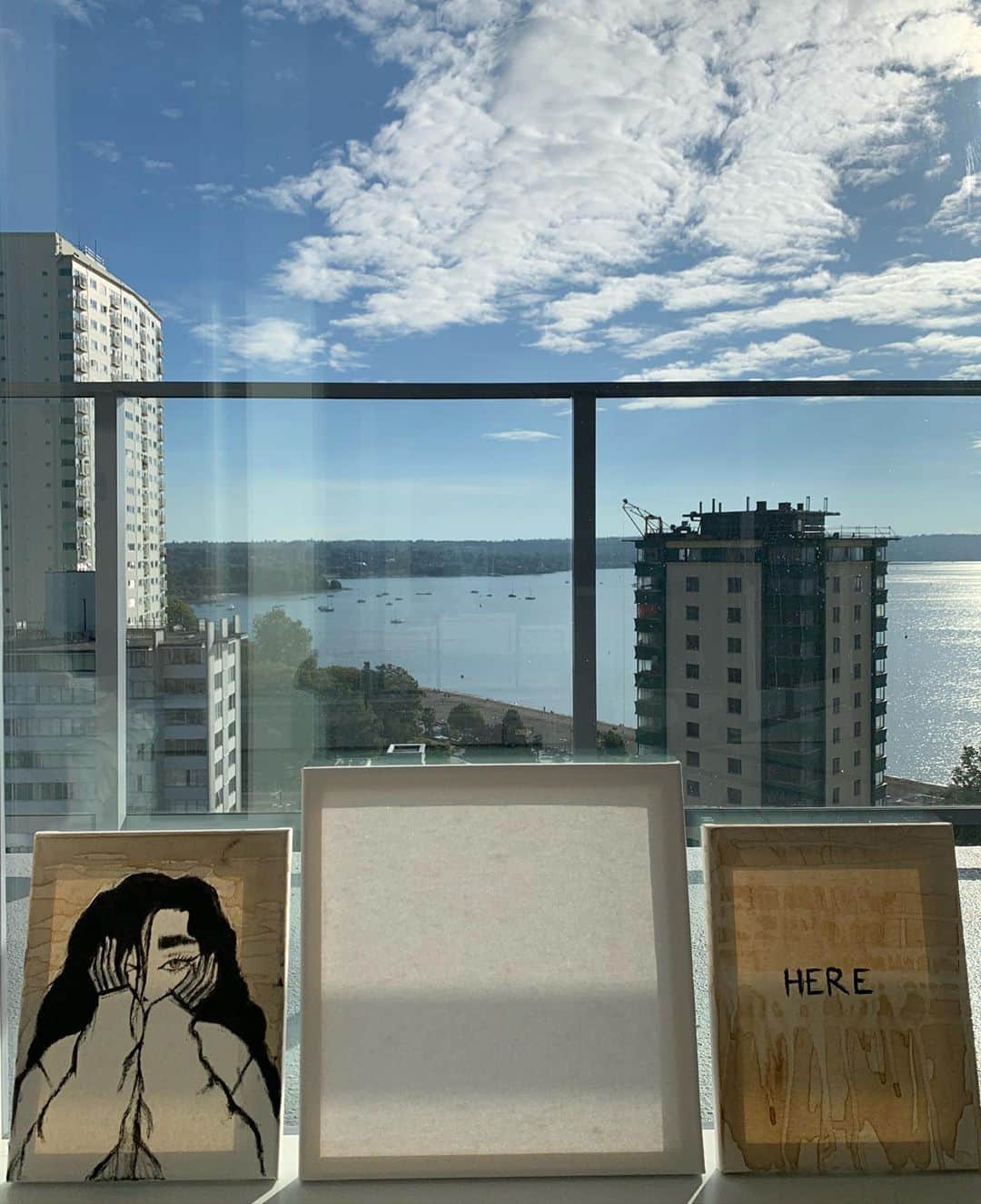 エマリン・エストラーダさんのインスタグラム写真 - (エマリン・エストラーダInstagram)「• I’m finding peace in things that used to ~trigger~ me •」9月7日 5時00分 - emmalynestrada