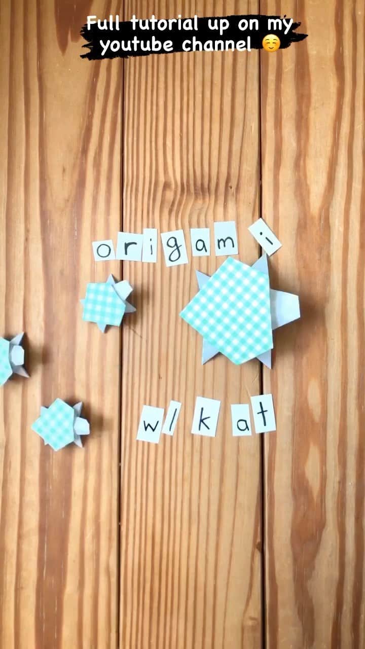 KATのインスタグラム：「I have a slowed down step by step version of this video up now so I would LOVE to see YOUR turtle! ☺️ Please tag me in your photos if you make one! 🙌🏼 ⁣ ⁣ 今週の折り紙ビデオは亀さんです！🐢　是非作って見てね！　ユーチューブにアップしました！⁣ ⁣ #origami #origamitutorial #origamiturtle #stopmotion #折り紙」