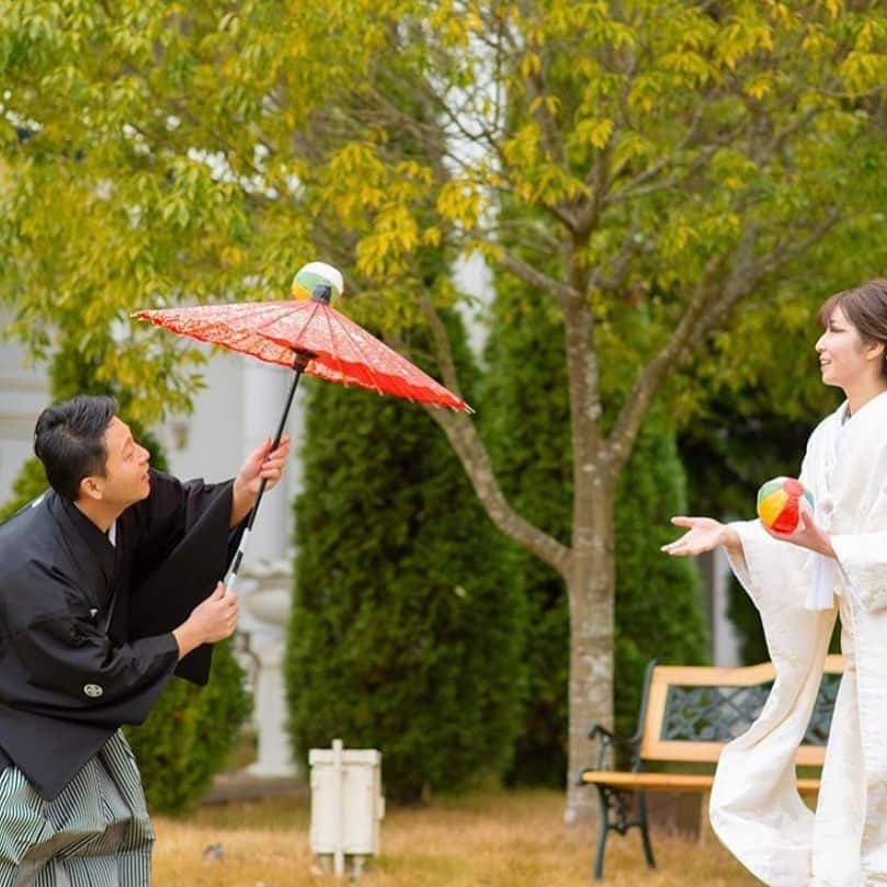 ブライダル・ホテル・旅館プロデュース【アルプラス】さんのインスタグラム写真 - (ブライダル・ホテル・旅館プロデュース【アルプラス】Instagram)「セントグラビス  お二人の楽しげなお写真 とっても素敵です!  セントグラビス 〒311-4153　茨城県水戸市河和田町1184-1 TEL029-309-7161 営業時間 平日 11：00～19：00 土日祝 10：00～20：00 定休 火曜日水曜日(祝日除く)   * * #今できること #コロナに負けるな #おうち時間 #stayhome #おうちで式場探し #コロナウイルス #茨城県 #水戸 #セントグラビス #wedding #プレ花嫁 #チャペル #ウェディングパーク #みんなのウェディング #結婚式 #結婚式場 #結婚式場探し #結婚式準備 #日本中のプレ花嫁さんと繋がりたい #全国のプレ花嫁さんと繋がりたい #水戸市 #笠間市 #那珂市 #石岡市 #日立市 #北茨城市 #ひたちなか市 #小美玉市 #鉾田市 #神栖」10月6日 10時23分 - allplustokyo