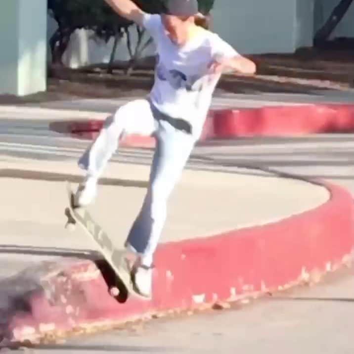 スラッシャーのインスタグラム：「Spanky been on a tear 💥」